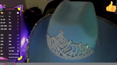 Snapshot of millandiux chatting on September 25, 11:56 pm millandiux online show from September 25, 11:56 pm