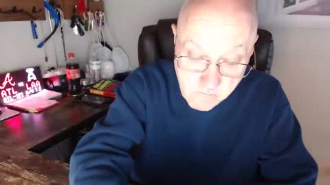 millenium0129 online show from April 7, 12:23 am