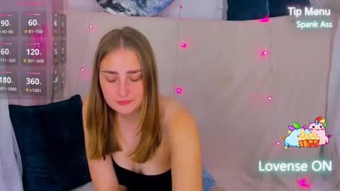 Milly online show from September 19, 1:32 am