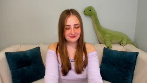 millibrooksss online show from May 23, 2:18 am