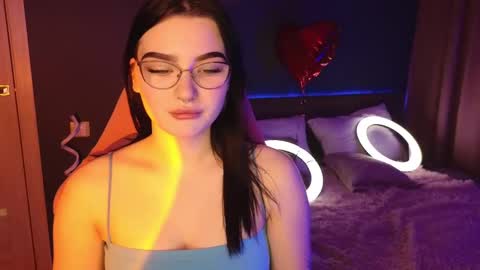 Millie online show from February 25, 1:41 am