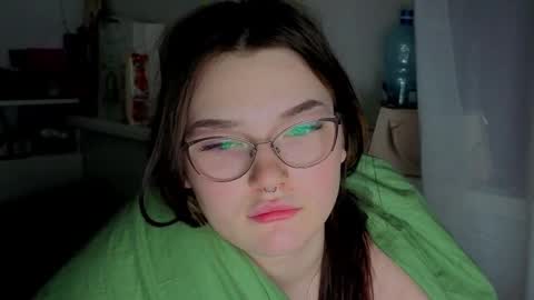 Millie online show from October 19, 12:32 pm