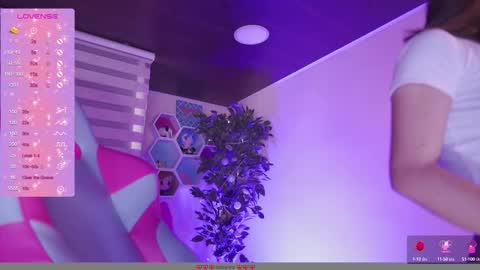 Snapshot of milly_kenner chatting on September 23, 6:14 pm MILLY online show from September 23, 6:14 pm