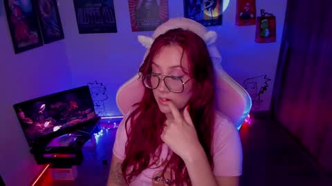 Monkey D Maddie online show from February 3, 11:47 pm