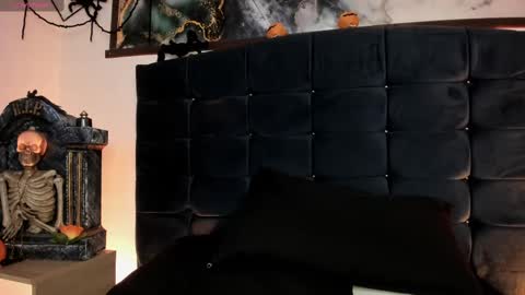 Snapshot of milu04_ chatting on September 30, 3:44 pm milu04_ online show from September 30, 3:44 pm