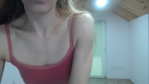 milusea online show from November 12, 8:49 am