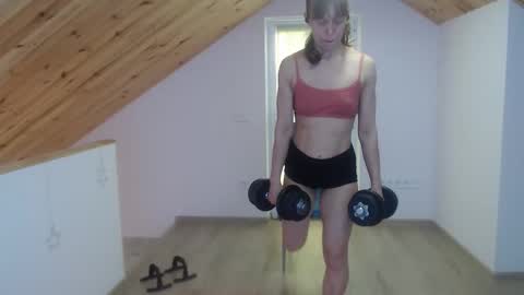 Snapshot of milusea chatting on September 22, 12:42 pm milusea online show from September 22, 12:42 pm
