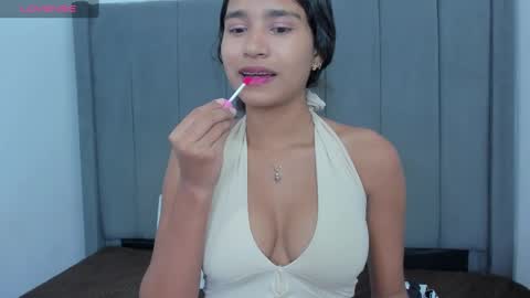 Miluu online show from December 22, 11:52 pm