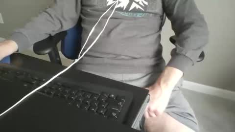 milwaukeebadger24 online show from January 16, 8:07 pm