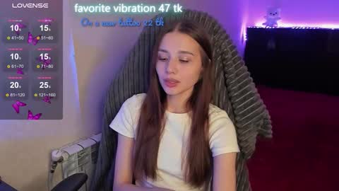 Emily online show from October 15, 7:04 pm