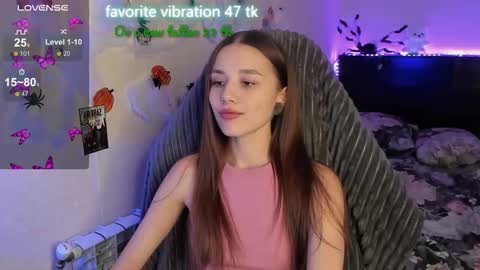 Emily online show from October 24, 2:29 pm