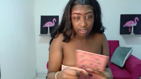 Snapshot of milykaebony69 chatting on October 7, 1:18 pm milykaebony69 online show from October 7, 1:18 pm
