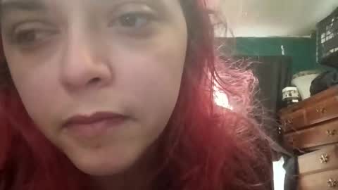 mimi142 online show from May 26, 9:21 pm