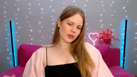 Kelly online show from February 19, 5:38 pm