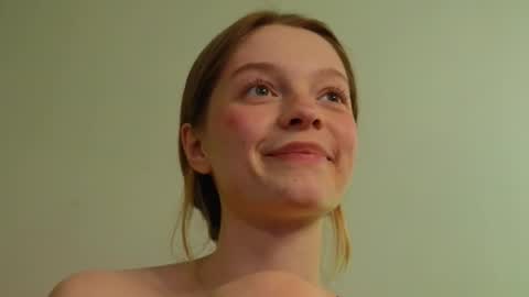 mimichelle online show from February 23, 6:17 am