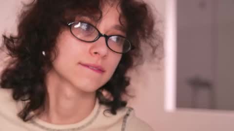  IRIS  online show from November 11, 6:26 am