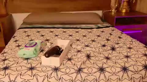mimis_park online show from July 2, 10:42 am