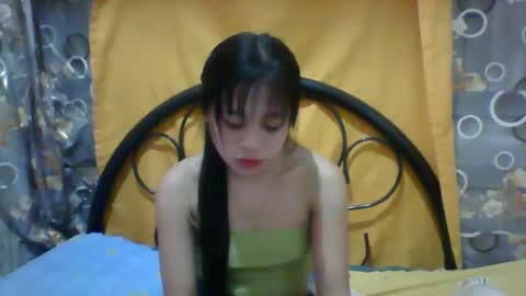 Snapshot of mimiyolove chatting on February 17, 2:38 pm mimiyolove online show from February 17, 2:38 pm