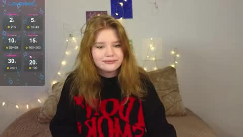 hi Im Mina  online show from April 10, 5:13 am