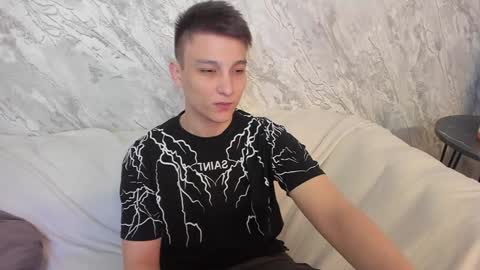 Snapshot of minato_kono chatting on February 1, 12:15 pm minato_kono online show from February 1, 12:15 pm