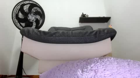 Goddess Feet Latin online show from October 16, 4:28 pm