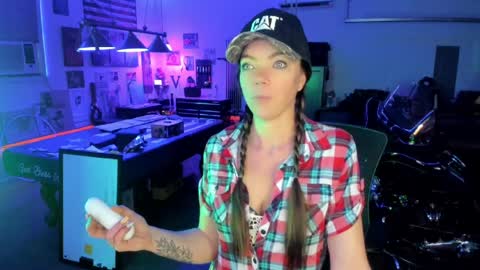 Mindy Mars online show from April 3, 11:17 am