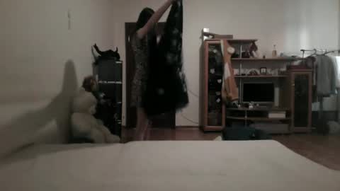 Amelia online show from October 23, 8:27 am