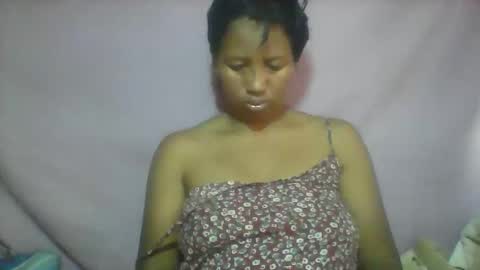 Snapshot of minie4tina chatting on September 30, 8:03 am Minie4Tina online show from September 30, 8:03 am
