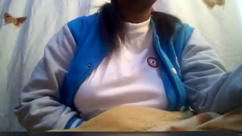 Snapshot of minie4tina chatting on October 6, 6:31 am Minie4Tina online show from October 6, 6:31 am