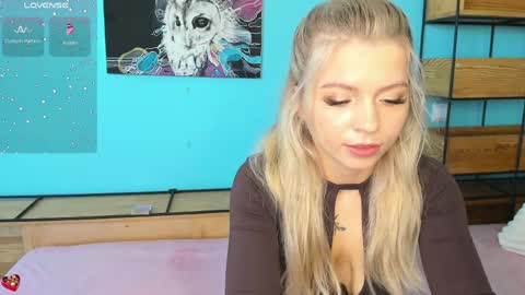 minionfriend online show from March 29, 11:12 am