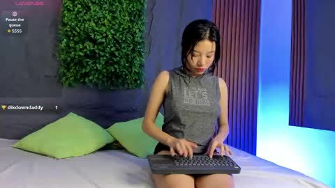 minji_chido online show from May 4, 11:06 am