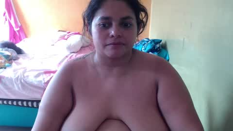 Andrea online show from May 8, 7:08 pm