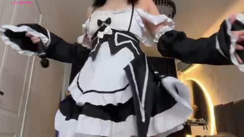 minnie_joy_ online show from June 21, 1:39 pm