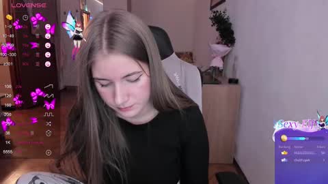 Lisa online show from January 28, 2:42 pm