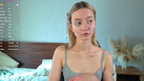 Snapshot of minnietammy chatting on October 11, 4:50 am Mary is here 3 My favorite patterns 77143222321Try my private online show from October 11, 4:50 am