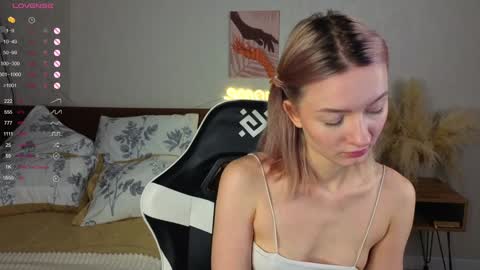 Snapshot of minnietammy chatting on October 13, 11:07 pm Mary is here 3 My favorite patterns 77143222321Try my private online show from October 13, 11:07 pm