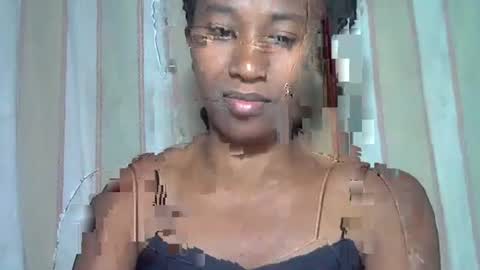 minouch211907 online show from November 3, 3:13 pm