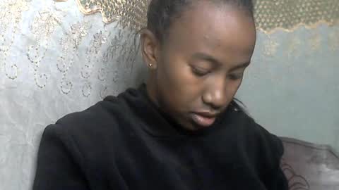 minouch211907 online show from July 10, 4:50 am
