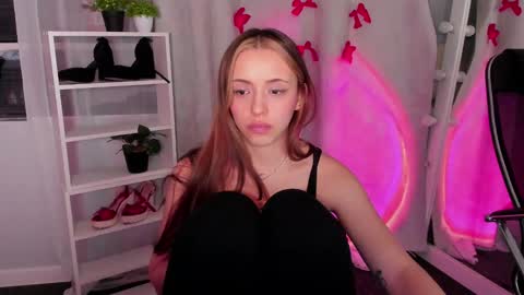 Snapshot of mipsymipson chatting on February 25, 4:14 pm NEXT STREAM NOVEMBER 27282930 online show from February 25, 4:14 pm