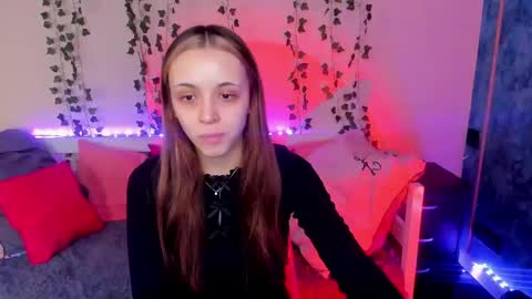 Snapshot of mipsymipson chatting on February 27, 10:11 am NEXT STREAM NOVEMBER 27282930 online show from February 27, 10:11 am