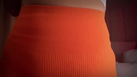 Snapshot of mira_kraviz chatting on September 30, 9:36 pm Mira online show from September 30, 9:36 pm