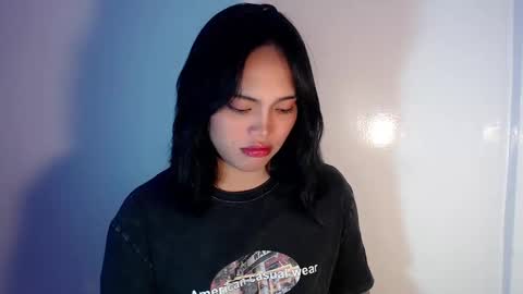 Snapshot of mira_luna222 chatting on February 19, 10:31 pm Mira Bella online show from February 19, 10:31 pm