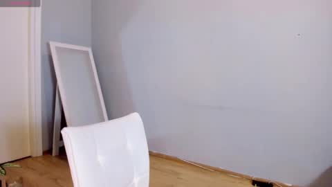 Meera online show from February 12, 1:37 pm