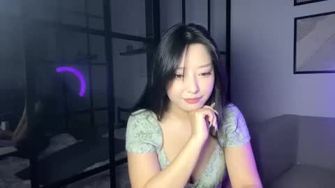 Snapshot of mirafloat chatting on October 14, 1:25 pm mirafloat online show from October 14, 1:25 pm
