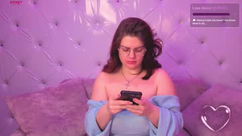 Milky online show from January 12, 2:40 am