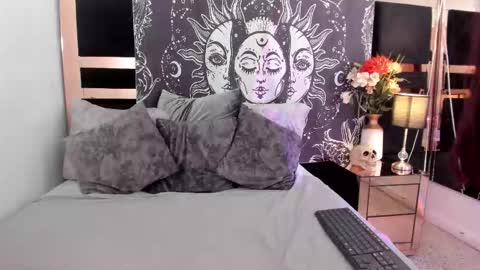 Miranda  online show from February 4, 5:39 pm