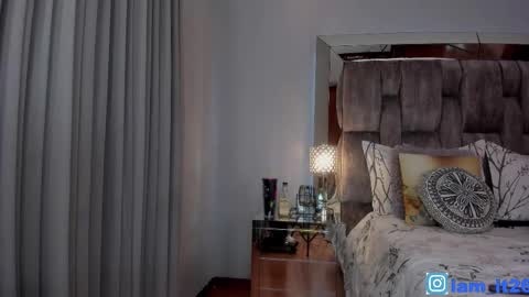 Miranda online show from November 5, 2:24 am