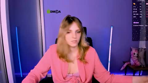 Snapshot of miriam_crazy chatting on October 1, 1:21 pm miriam_crazy online show from October 1, 1:21 pm