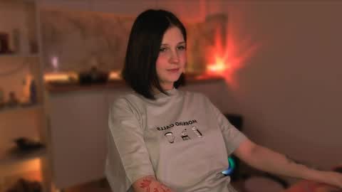 Mira online show from May 20, 1:02 am