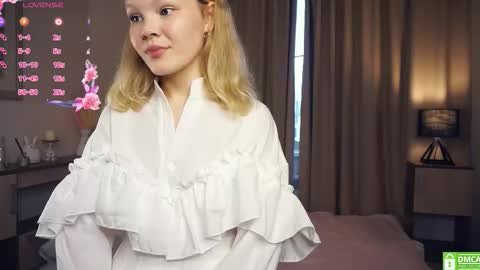 Snapshot of mishagiarrusso chatting on September 11, 3:02 pm Your Betty online show from September 11, 3:02 pm